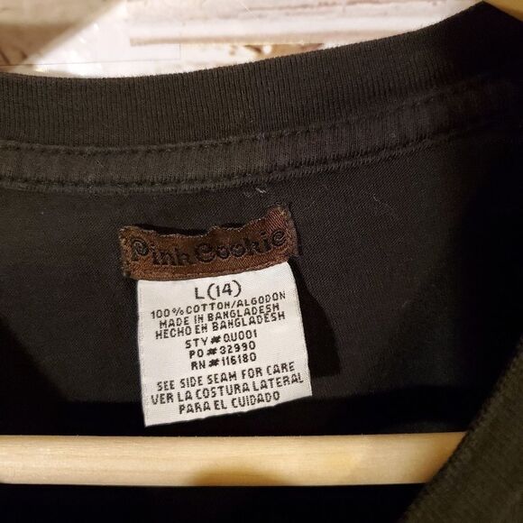 Pink Cookie graphic tee - Picture 7 of 8